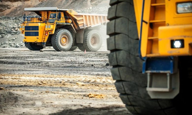 Endeavour Mining (TSX:EDV) Builds Momentum Through Exploration Shift