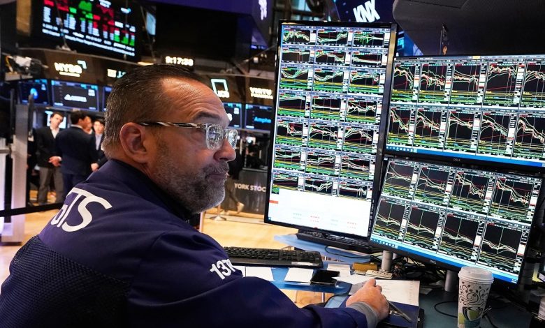 U.S. stocks rose again in 2025 after overcoming turbulence from tariffs and Donald Trump’s fight with the Fed