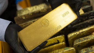 Gold And Silver Stumble At The End Of Best Year Since The 1970s
