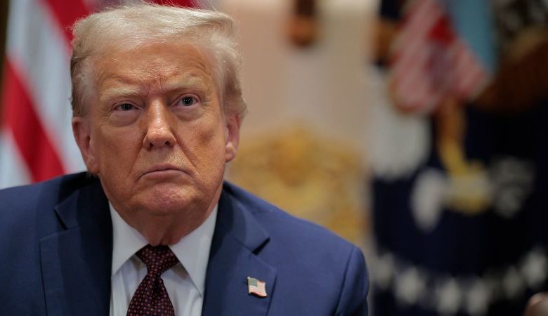 Trump administration latest: US push for Ukraine deal stalls as tensions with Venezuela mount