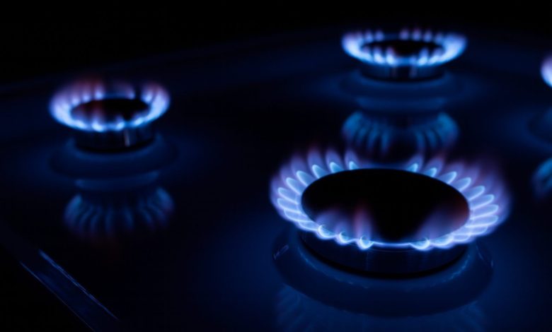 U.S. futures sink on light storage draw, dragging UNG and EQT after hours