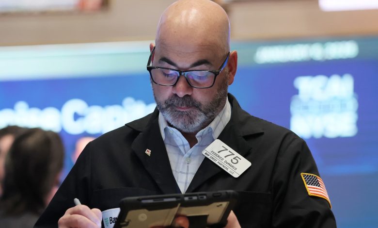 Stock market today: Live updates