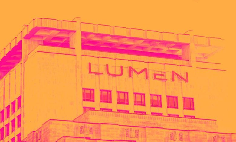 Reflecting On Telecommunication Services Stocks’ Q3 Earnings: Lumen (NYSE:LUMN)