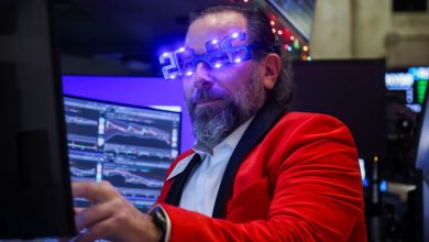 AI stocks jump amid broadly positive outlook for 2026 markets