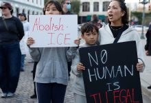 Videos show deadly Minneapolis shooting and political leaders reach different conclusions :: WRAL.com