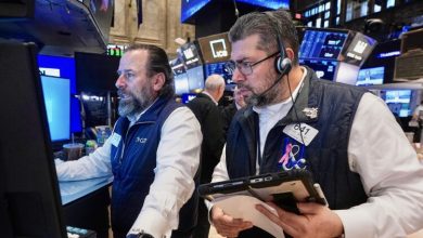 Stocks waver on Wall Street and remain near records | News, Sports, Jobs