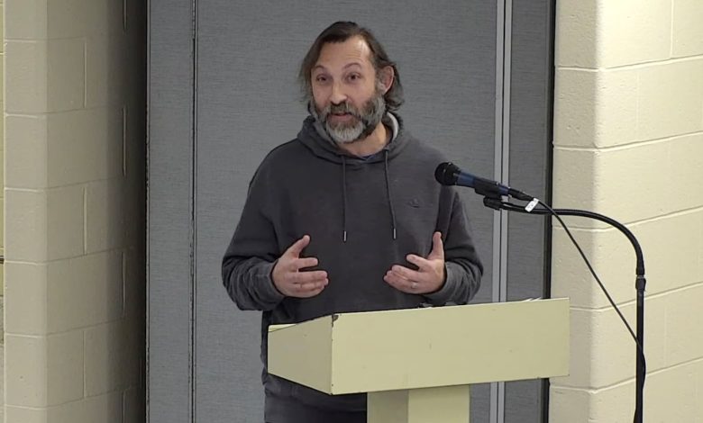 Northampton mayor’s husband apologizes for supermarket altercation