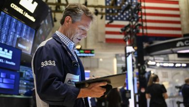 Trump Nominates Warsh for Next Fed Chair; Stock Futures Point Lower at End of Winning Month; Gold, Silver Futures Sink