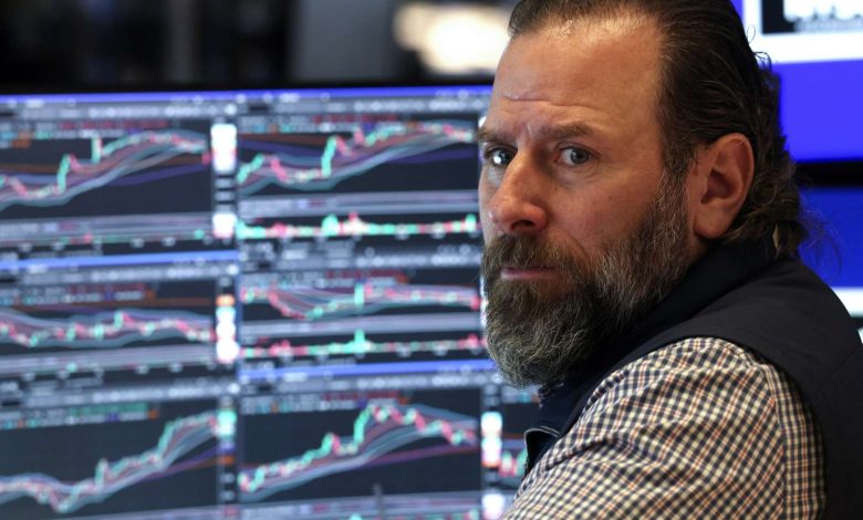 Stock Futures Slip on Geopolitical Developments Ahead of Big Tech Earnings Week, Fed Decision; Gold Tops ,000 for First Time