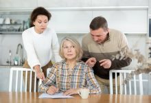 His Elderly Mom Lives With Him And He’s Getting Married. Dave Ramsey Says It’s Time For Her To Move On. ‘She Just Needs To Have A Life’