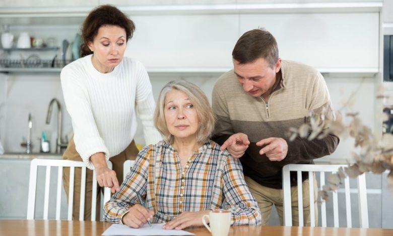 His Elderly Mom Lives With Him And He’s Getting Married. Dave Ramsey Says It’s Time For Her To Move On. ‘She Just Needs To Have A Life’ His Elderly Mom Lives With Him And He’s Getting Married. Dave Ramsey Says It’s Time For Her To Move On. ‘She Just Needs To Have A Life’