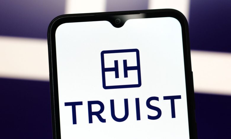 Truist Earnings: Strong Fee Income Guidance for 2026, but Loan Growth Guidance a Bit Soft