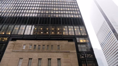 TSX touches record high on financials boost