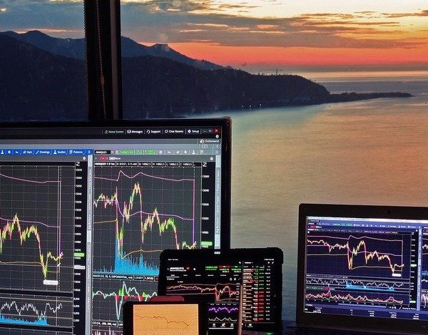 Defensive Pharma Stock At A Crossroads As Analysts Turn Cautiously Constructive Defensive Pharma Stock At A Crossroads As Analysts Turn Cautiously Constructive