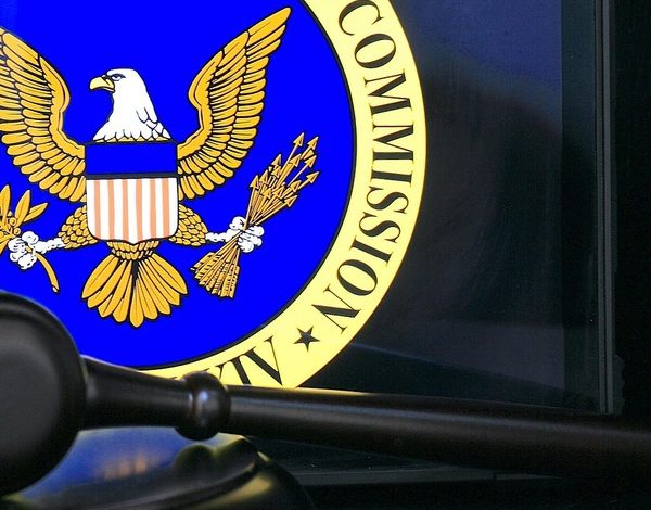 Defensive Pharma Giant Tests Investors’ Patience As Shares Slip Despite Solid Pipel