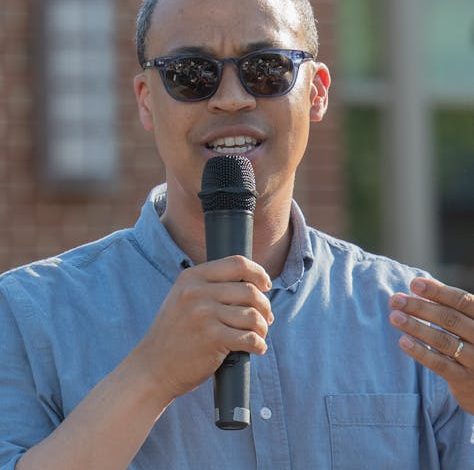 Jones searches for new University counsel, decries political “assaults” on universities – The Cavalier Daily