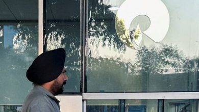 Wall Street futures skid, dollar dips on US tariff threats