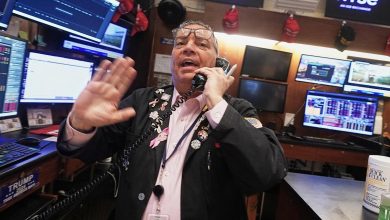 Dow, S&P 500, Nasdaq futures sink as Trump tariff threats and bond sell-off rattle nerves