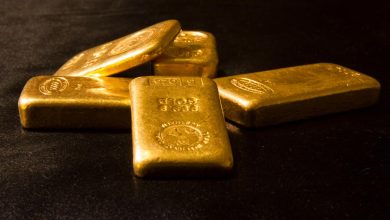 Global stocks extend rally as gold, silver climb to new records