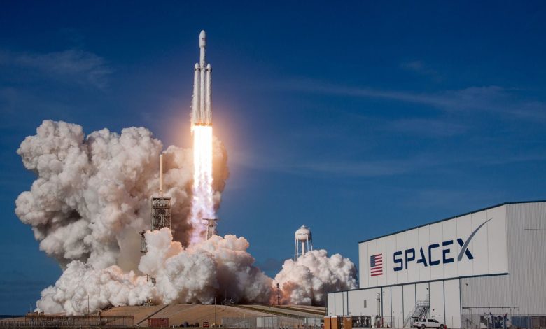 SpaceX Targets Mid to Late 2026 IPO with Trillion Dollar Valuation
