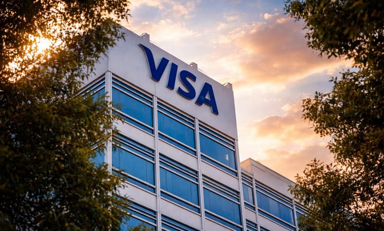 Visa stock falls to start 2026 as CEO sale filing and late-January earnings loom