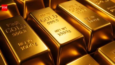 Gold, Silver Prices Today Live Updates: Silver, gold futures tumble 10%; investors cautious amid strong dollar, Fed jitters