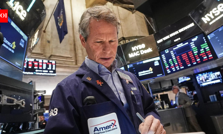 US stocks today: S&P 500, Dow edge lower as global rally runs out of steam