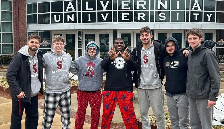 Seven Place In Top 3 For Wrestling At Mideast Futures Event Seven Place In Top 3 For Wrestling At Mideast Futures Event