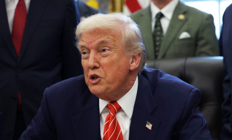 Trump gives speech at National Prayer Breakfast