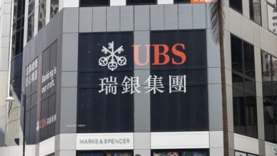 Weaker Dollar Plus High Valuations and Policy Disruptions, Capital May Continue to Flow Overseas