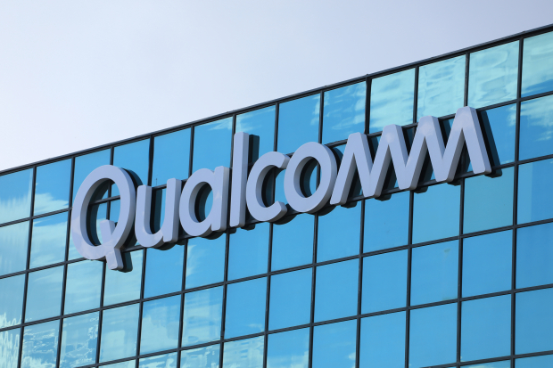 Qualcomm Surpasses Q1 Earnings Estimates on Record Revenues – February 5, 2026