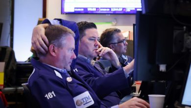 Futures Fall as Investors Mull Tech Earnings; Bitcoin Drops Below ,000; Weekly Jobless Claims Higher Than Expected