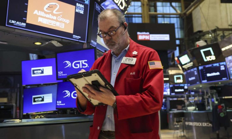 Stocks Pare Gains Following Tame Inflation Report; Tech Sell-Off Eases