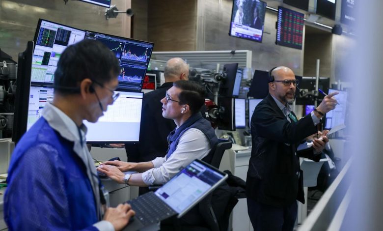 Wall Street’s Favorite Trades Collapse as Market Selloff Deepens