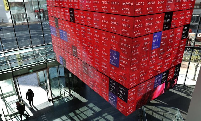 Japan Stocks See World-Beating Start to 2026 on Takaichi Boost Japan Stocks See World-Beating Start to 2026 on Takaichi Boost