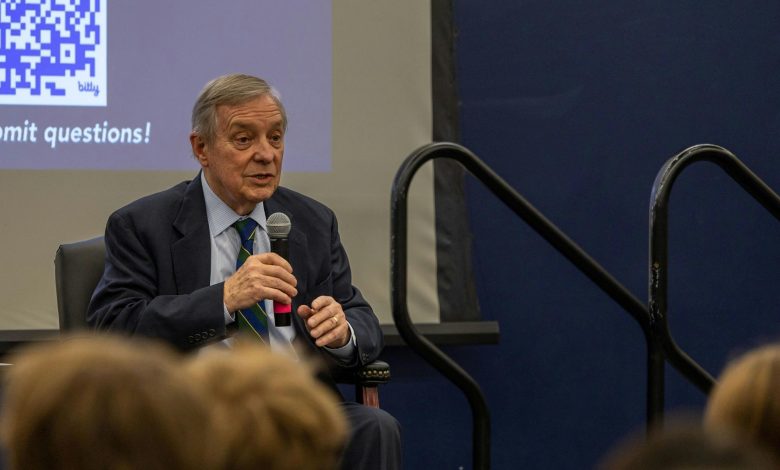 Senator Durbin Encourages Careers in Politics Senator Durbin Encourages Careers in Politics