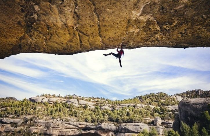 Dutch pension funds face tech reckoning, warns central bank