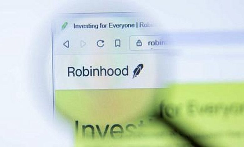 Robinhood Shares Plunge Amid Crypto Slump And Market Jitters