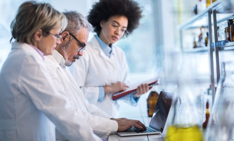 Is Pfizer Stock the Only Big Pharma Name I’d Buy and Hold Through Any Market Crash?