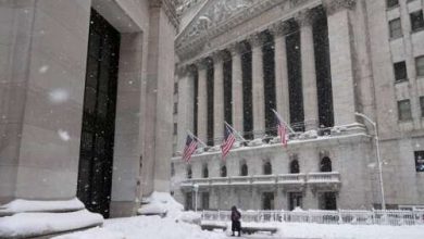 US futures are flat and global stocks gain after optimism about AI sends Wall Street higher