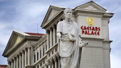 Fertitta and Caesars in weekend deal talks to acquire casino