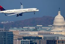 Delta suspends perk for Congress members, cites DHS shutdown