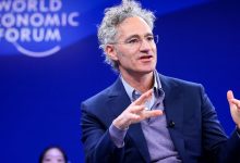 Can Palantir pull off a Microsoft-style comeback? Here’s what options say