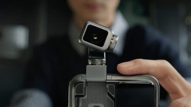 Honor launches phone with robotic camera, teases humanoid robot