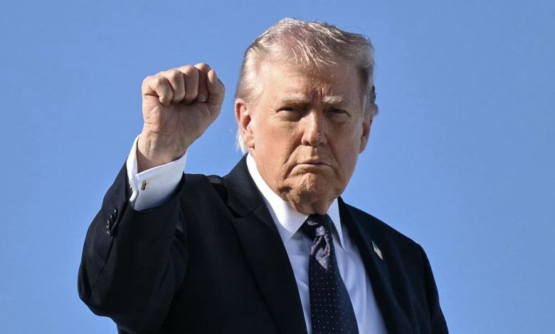 Trump sides with crypto in battle with banks over stablecoin yield