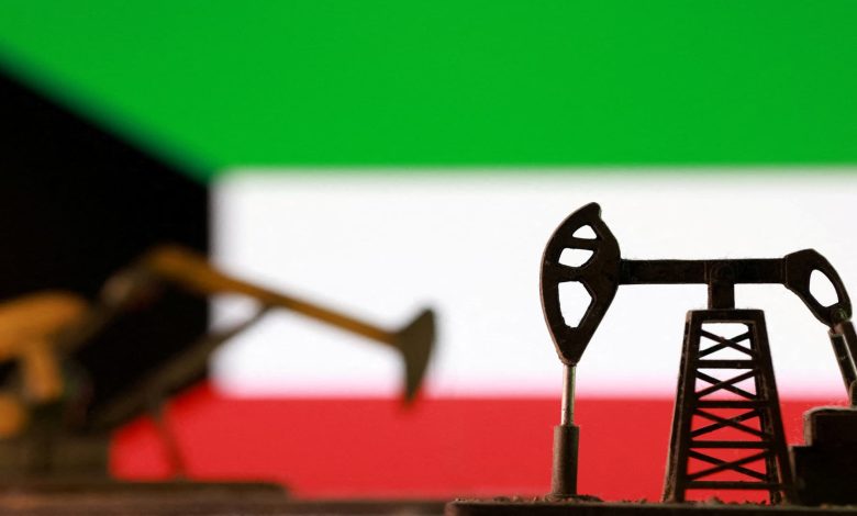 Kuwait cuts oil production due to Strait of Hormuz closure