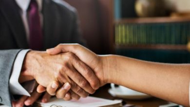 A Look At Service Corporation International’s Valuation After Earnings Miss Dividend Declaration And Insider Sale