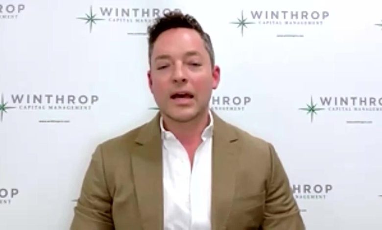 US stocks close up on Iran diplomacy hopes; tech leads rebound