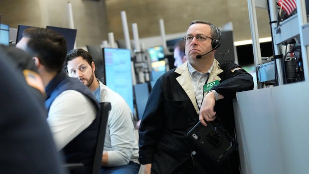 North American stocks fall, oil prices rise as Trump’s delays fail to quell fears North American stocks fall, oil prices rise as Trump’s delays fail to quell fears