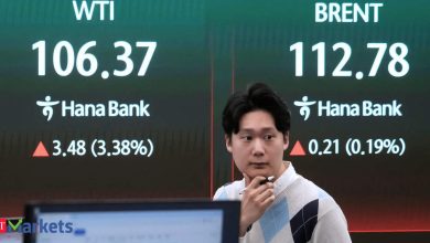 Global Markets | South Korea hit by steepest stocks selloff since 2008, currency tumbles